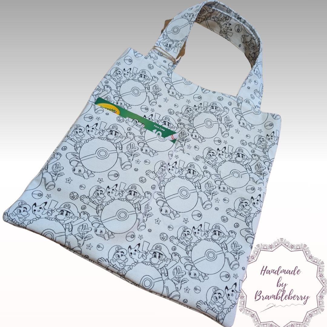 Bag with outlines of gaming characters you can colour in